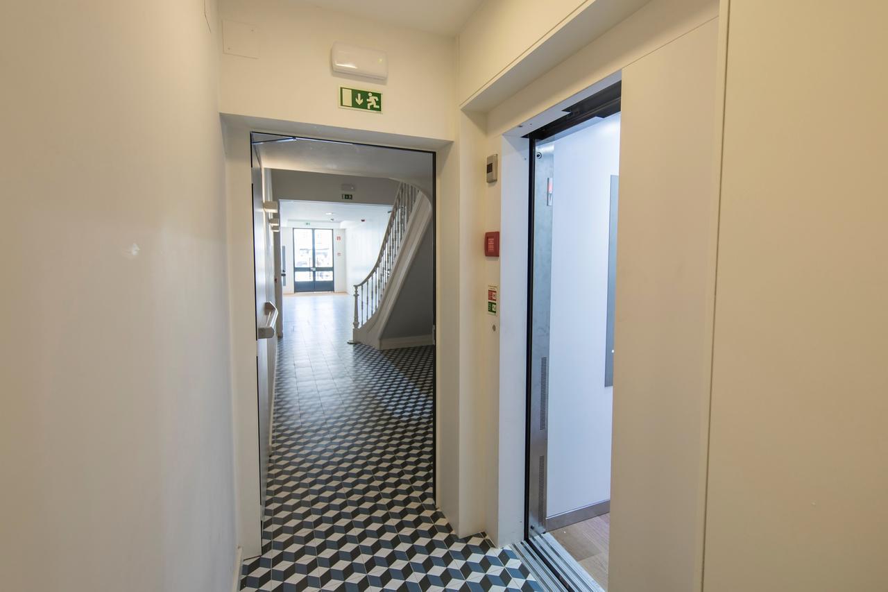Urban Chic Apartment In The Heart Of Historic Lisboa 外观 照片