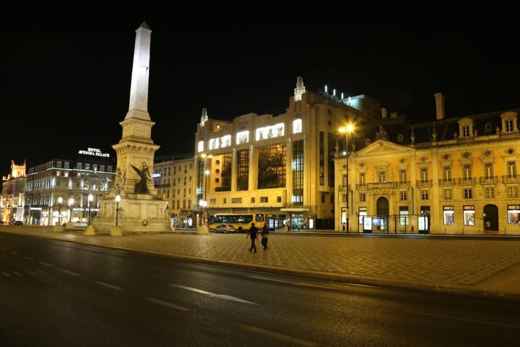 Urban Chic Apartment In The Heart Of Historic Lisboa 外观 照片